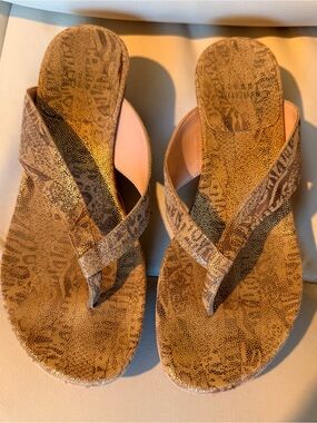 Stuart Weitzman Brown Cork Wedge Sandals - Size 6